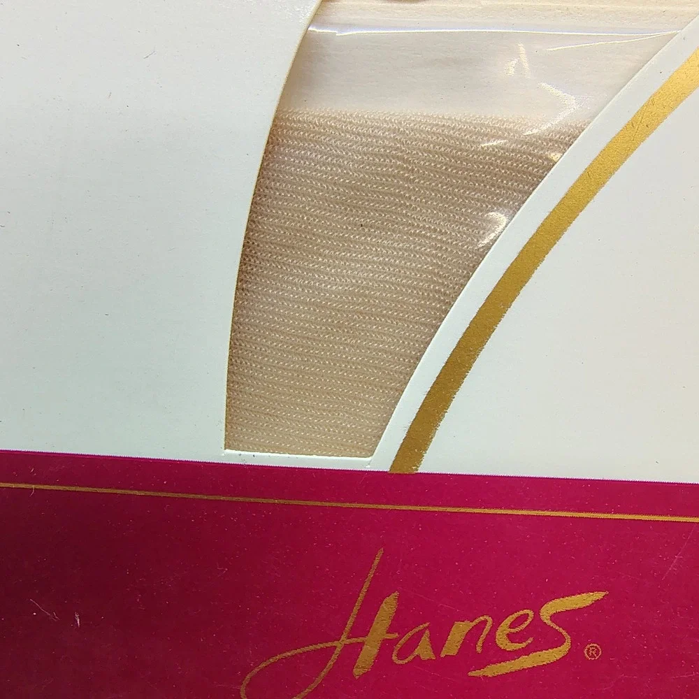 Hanes Silk Reflections 718 AB Travel Buff Control Top Pantyhose Silky Sheer 1998